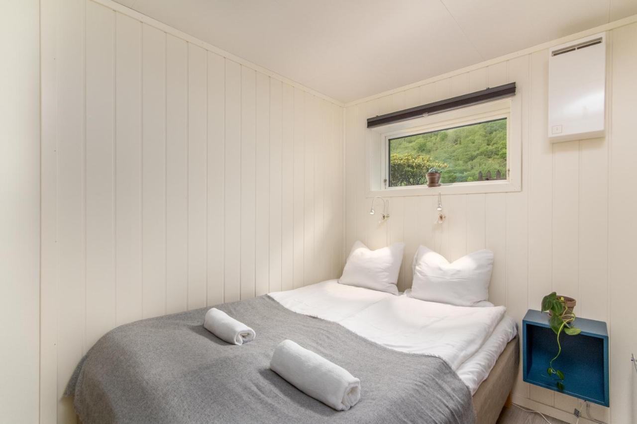 Spacious Two Bedroom Basement Apartment Flåm Eksteriør billede